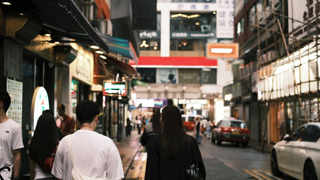 香港IPO市場現狀堪憂，李嘉誠的投資策略引發關注