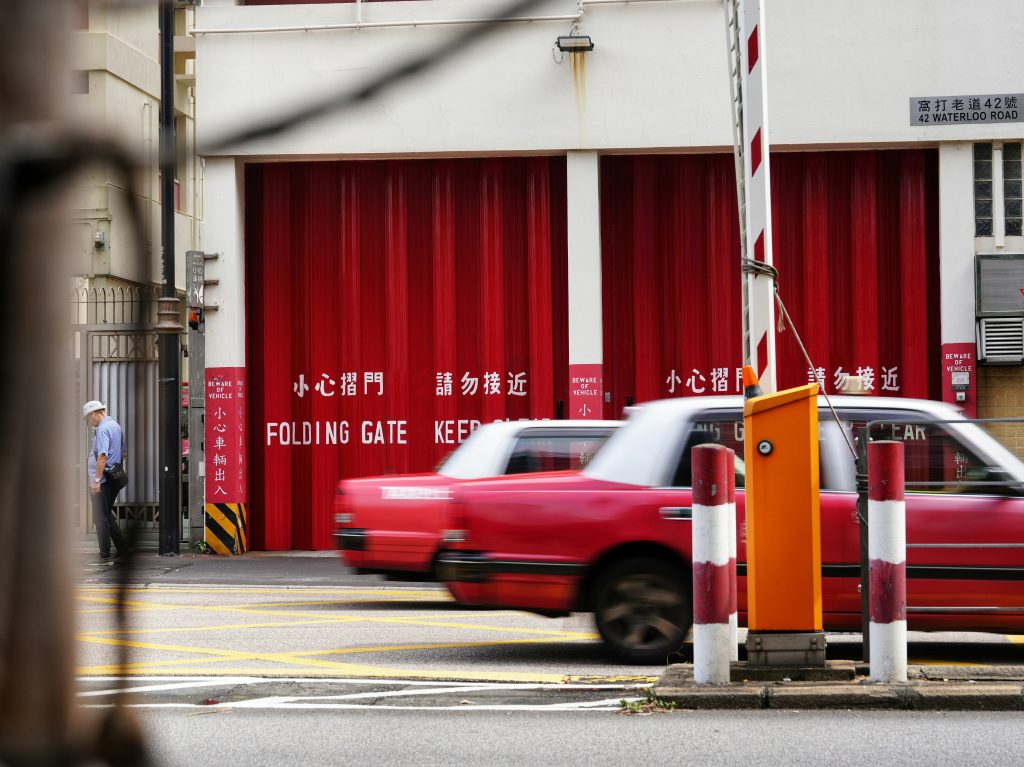 港股大幅反彈，恆指創17個月新高